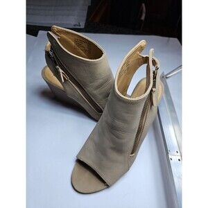 Brash Faux Suede Tan Leather Ankle Boots Size 9.5 Womens